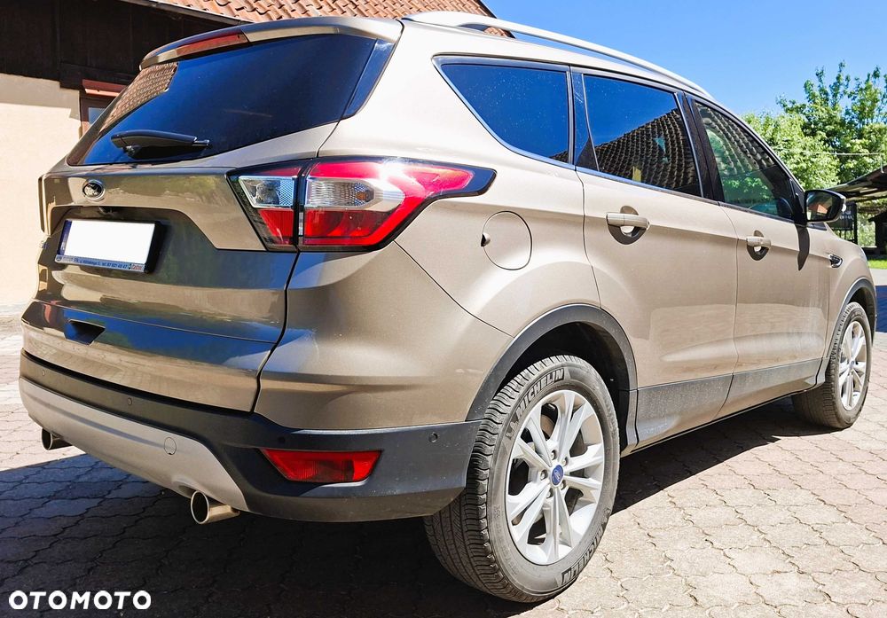 Ford Kuga - 3