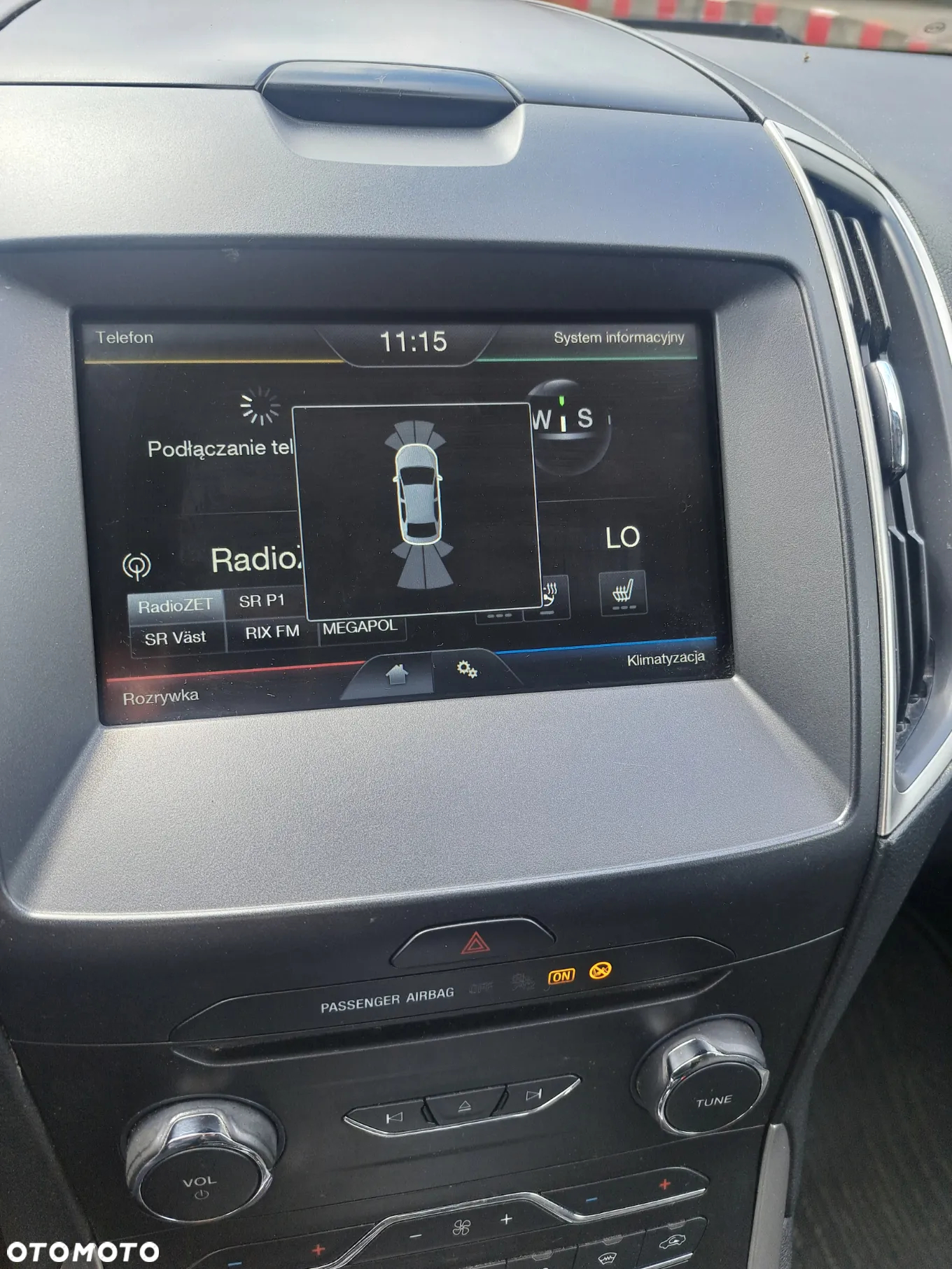 Ford Galaxy - 9