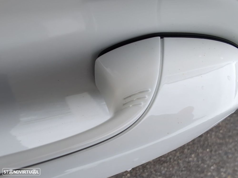 BMW 220 Gran Coupé Pack Desportivo M - 25