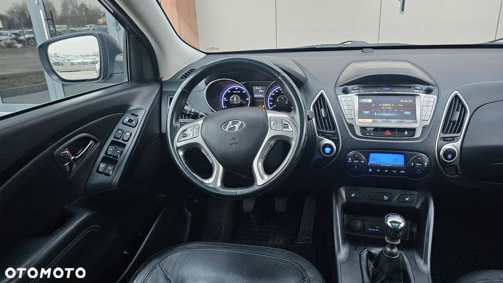 Hyundai ix35 2.0 CRDi Premium 2WD - 10
