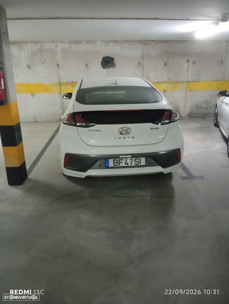 Hyundai Ioniq Premium - 8