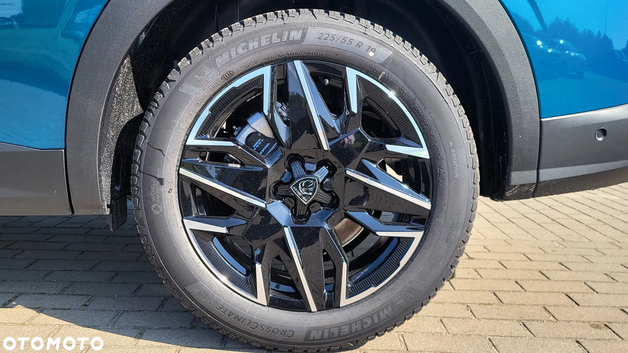 Peugeot 5008 1.2 PureTech mHEV Allure Pack S&S e-DCS6 - 13