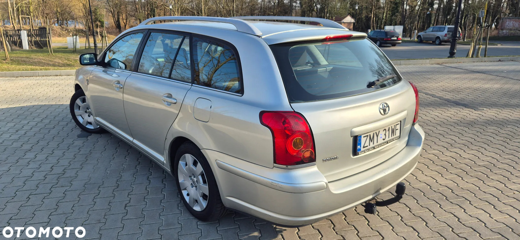 Toyota Avensis 2.0 D-4D Sol Plus - 9