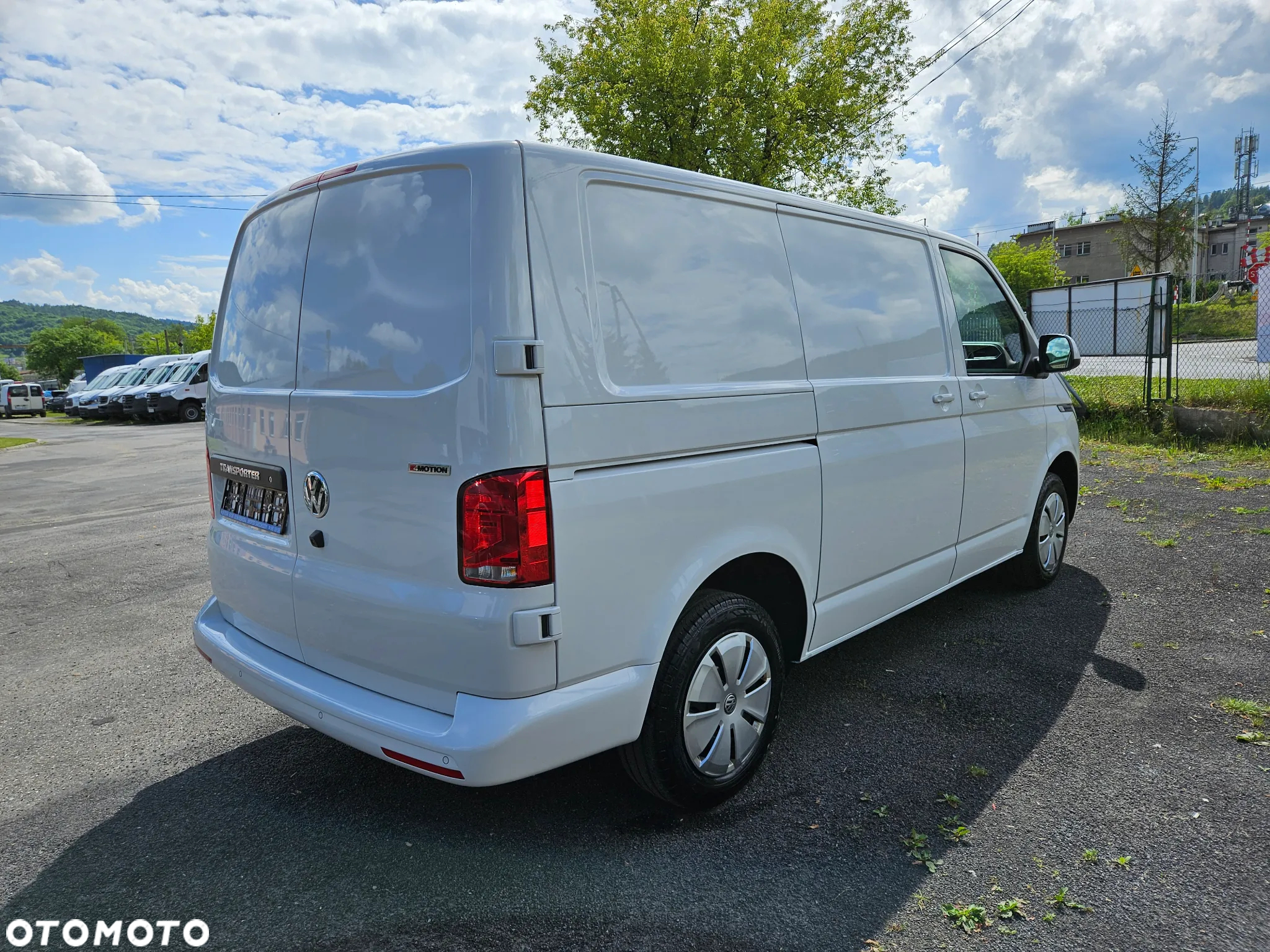 Volkswagen T6.1 Transporter 4x4 DSG automat 4motion nawigacja rok 2023 przeebieg 6791km - 11
