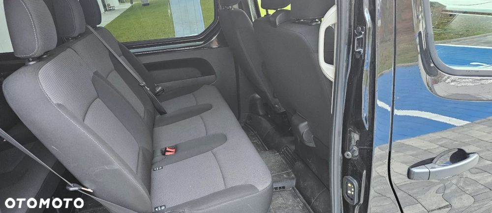 Renault Trafic 2.0 dCi - 13