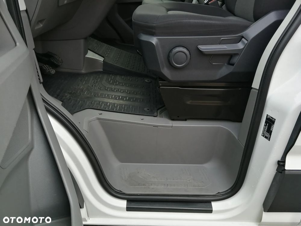 Volkswagen Crafter - 17