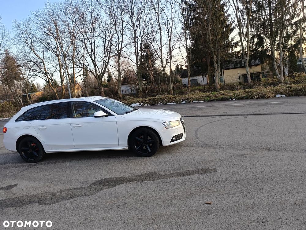 Audi A4 Avant 2.0 TDI - 10