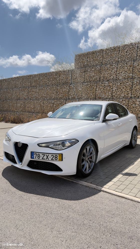 Alfa Romeo Giulia 2.2 D Sprint AT8 - 37