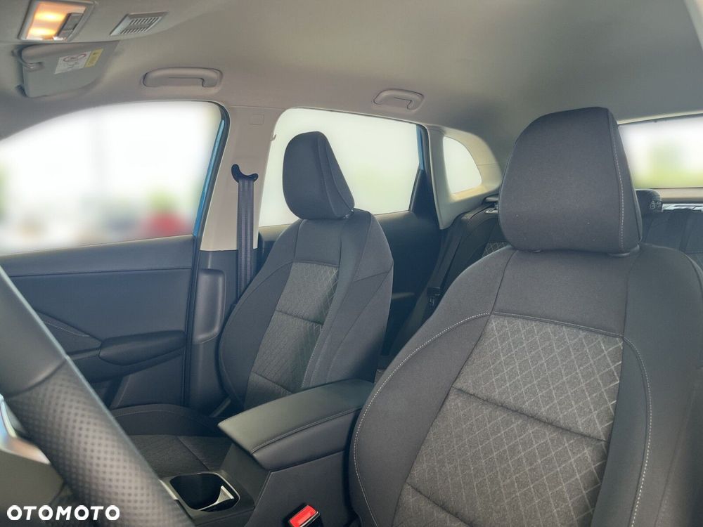 MG ZS Hybrid+ - 13