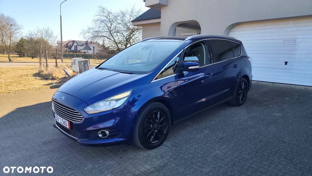 Ford S-Max 2.0 TDCi DPF Champions Edition - 33