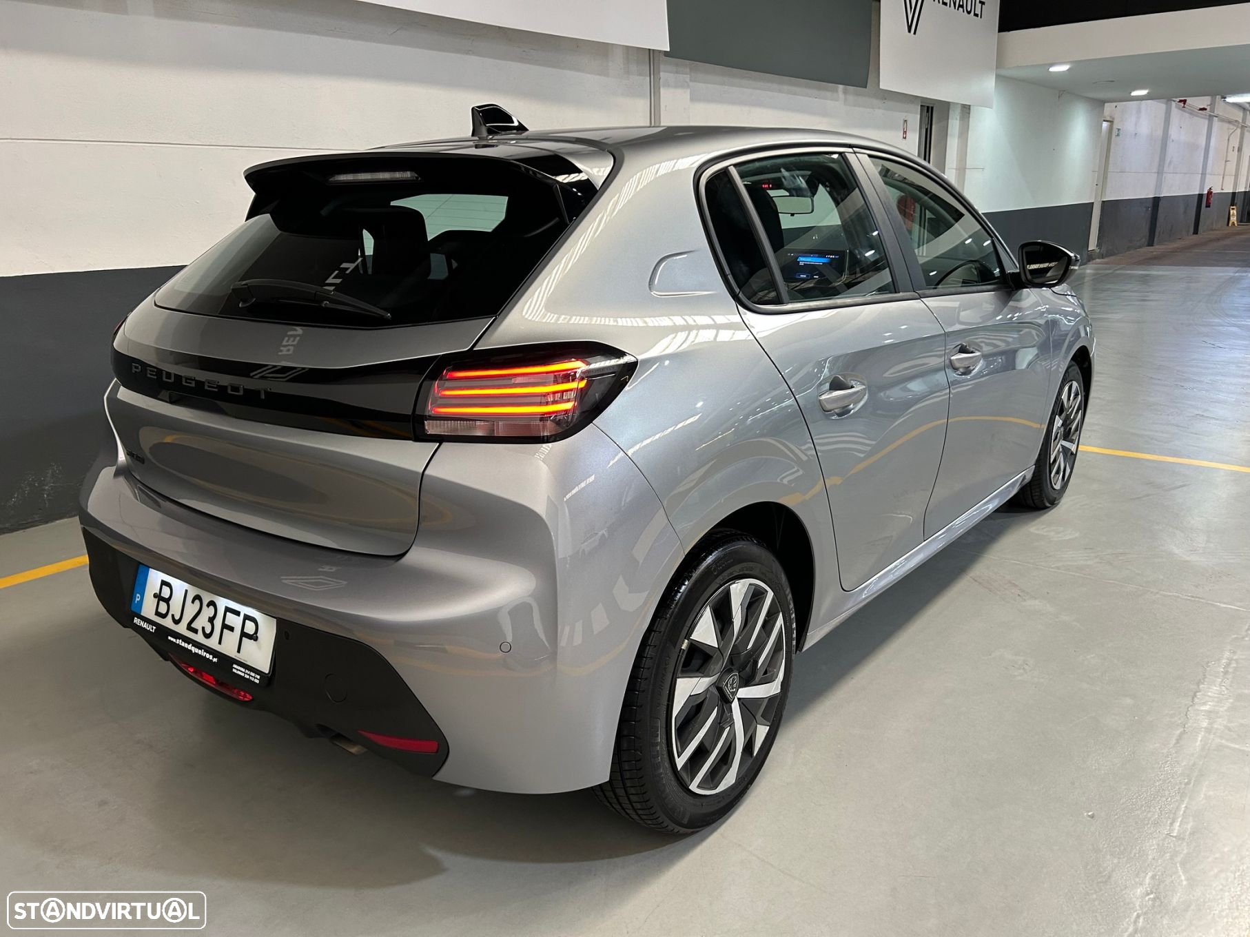 Peugeot 208 1.2 PureTech Active Pack - 8