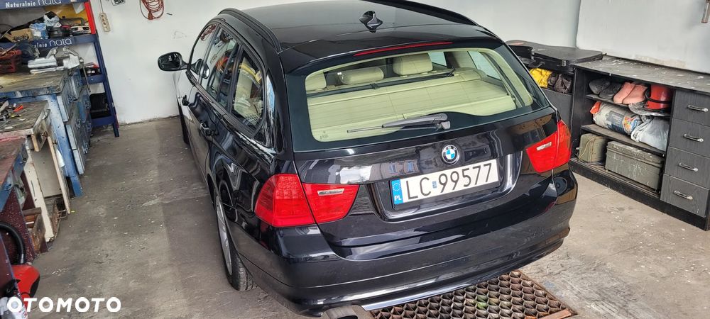 BMW Seria 3 - 33