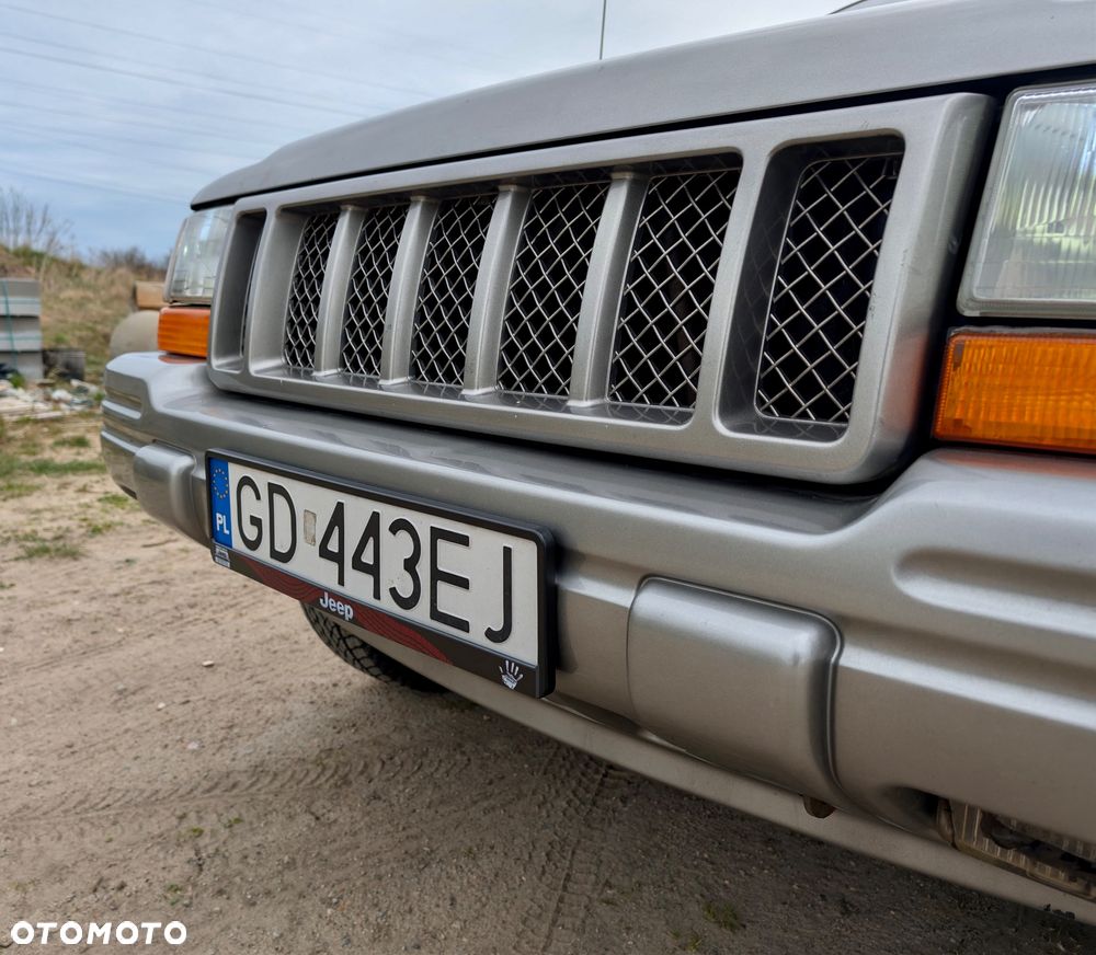 Jeep Grand Cherokee 5.9 Limited - 18