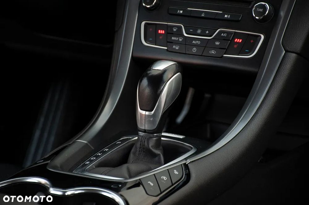 Ford Mondeo SW 1.5 EcoBoost Titanium - 20