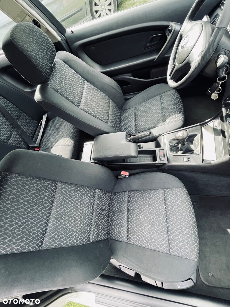 BMW Seria 3 316ti - 21