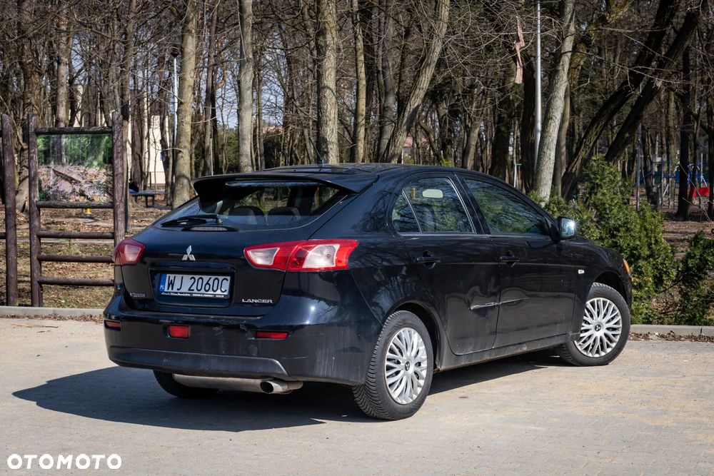 Mitsubishi Lancer 1.8 Invite - 7