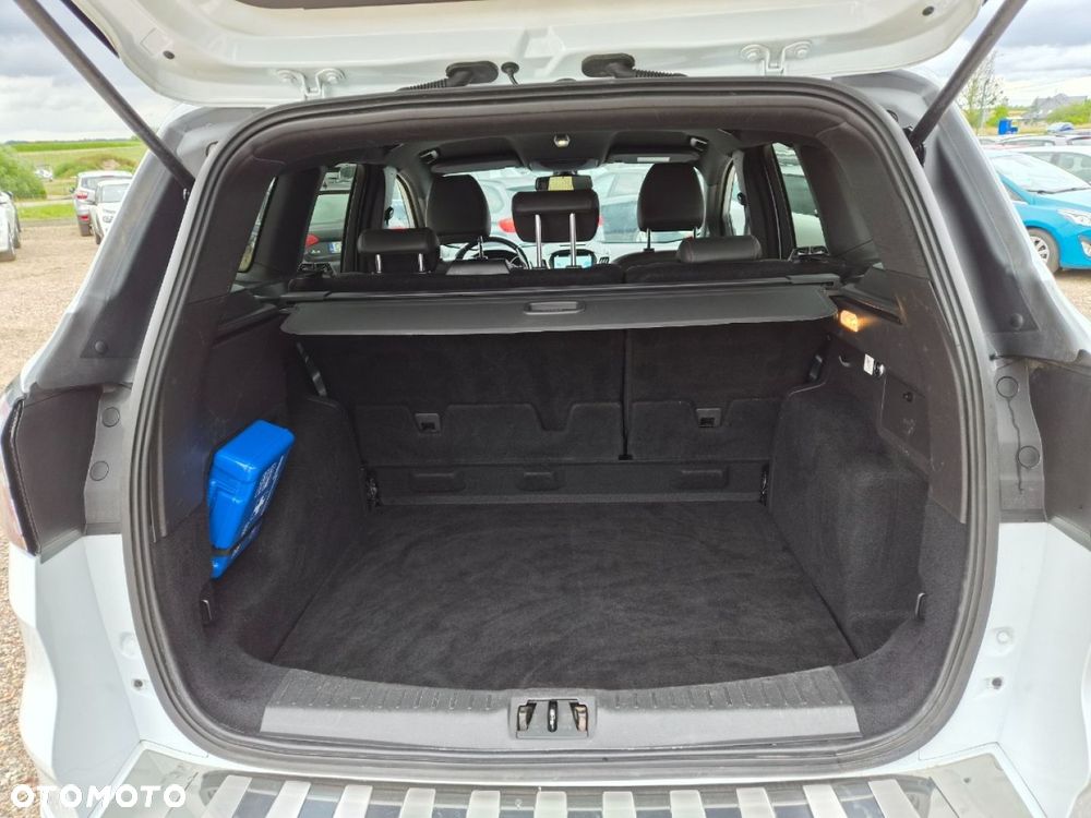 Ford Kuga 1.5 EcoBoost 2x4 ST-Line - 16