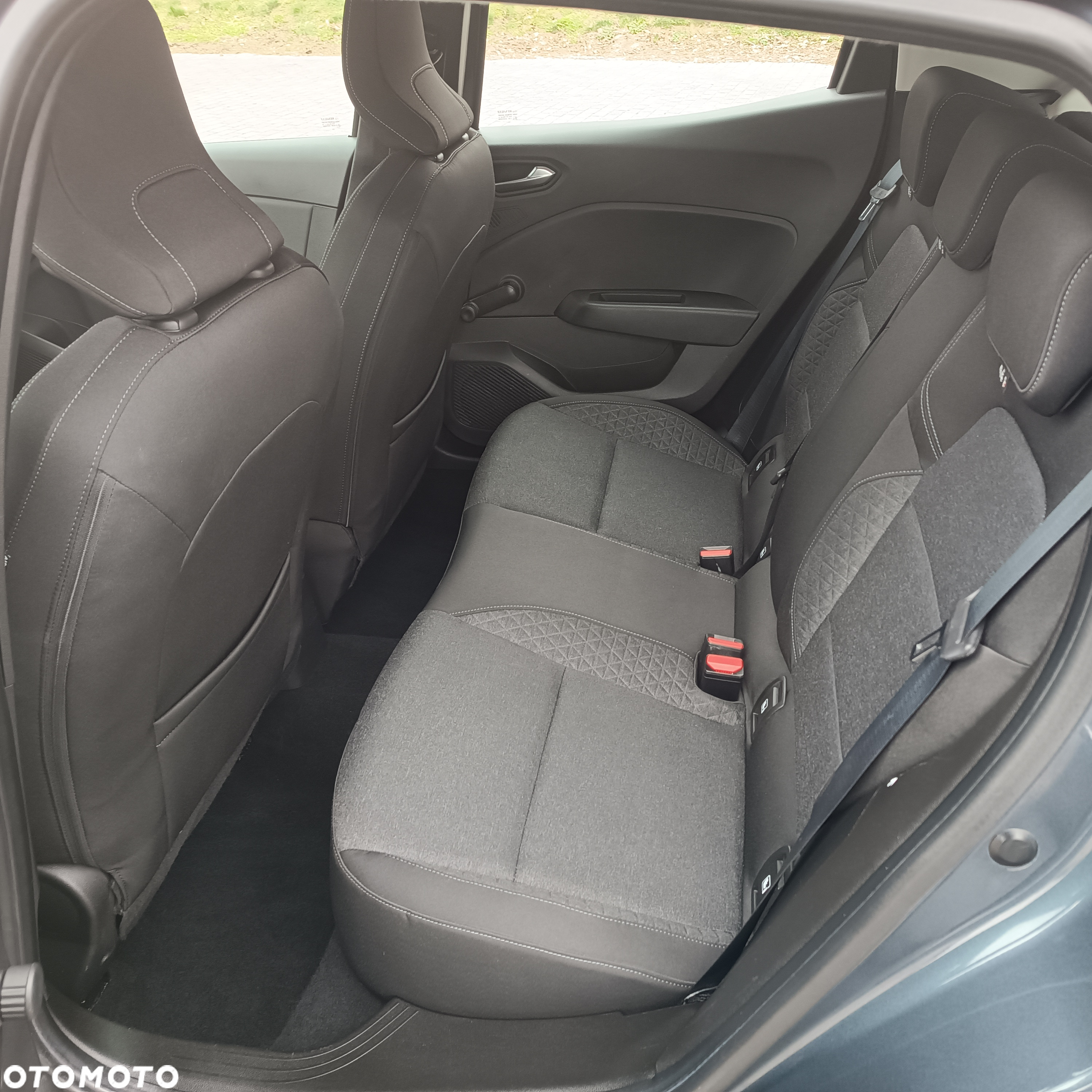 Renault Clio - 21