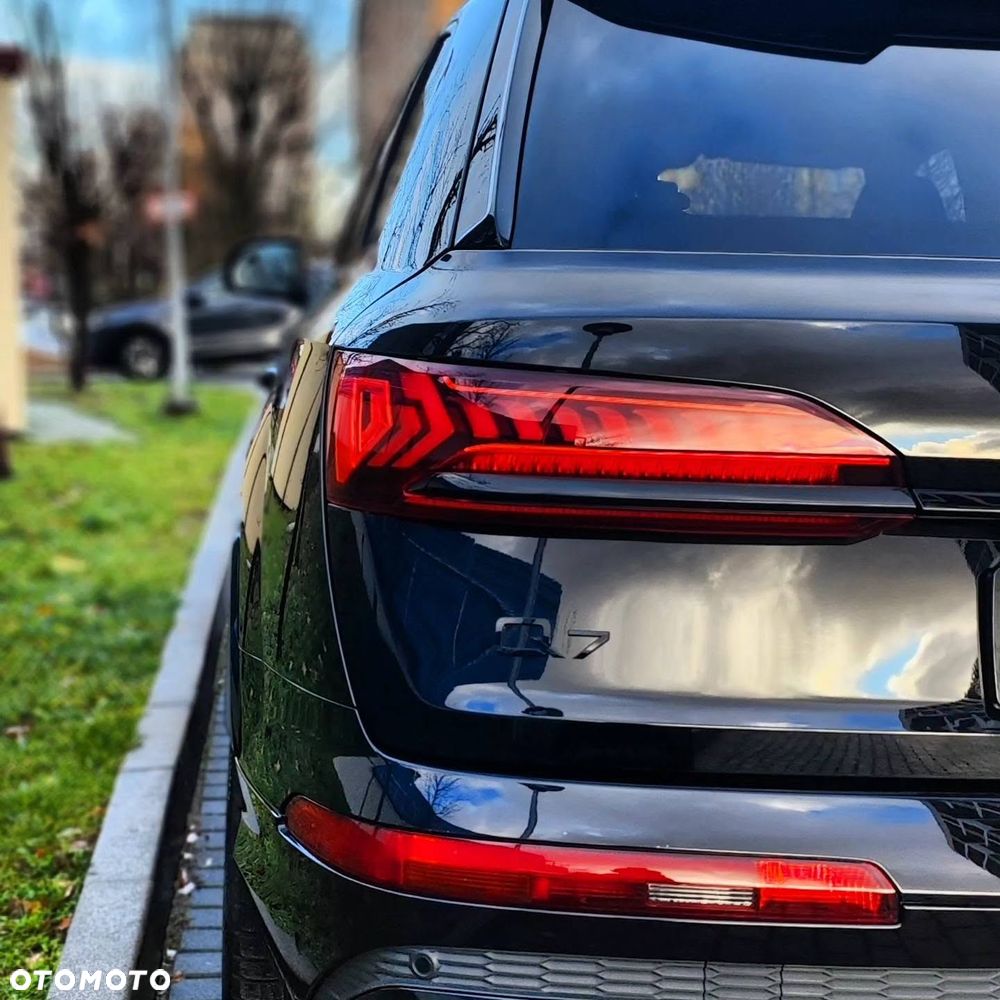 Audi Q7 55 TFSI mHEV Quattro S Line Tiptr - 2