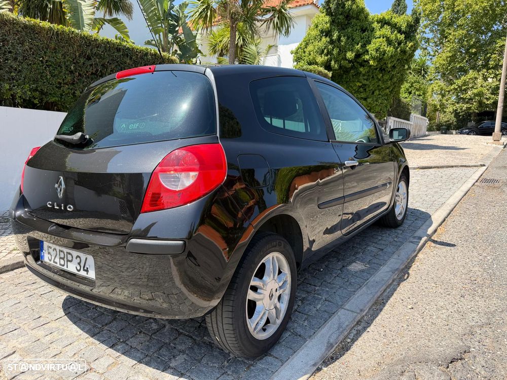 Renault Clio 1.2 16V Pack - 3