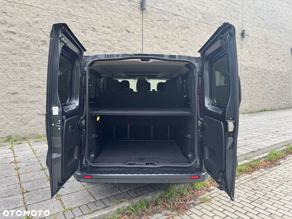 Renault Trafic 2.0 dCi - 27