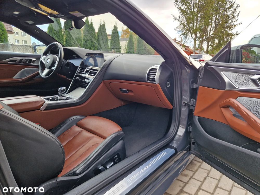 BMW Seria 8 - 35