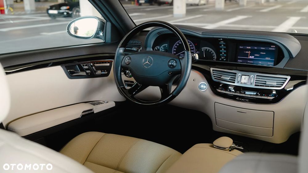 Mercedes-Benz Klasa S 500 4-Matic - 19
