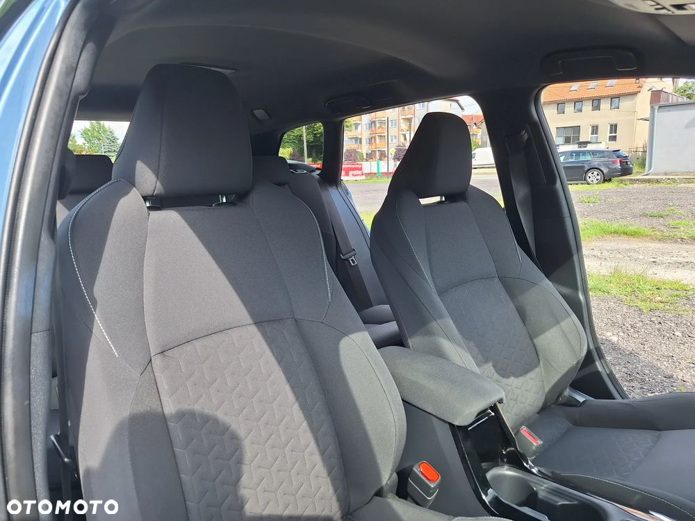 Toyota Corolla 2.0 Hybrid GR Sport - 24