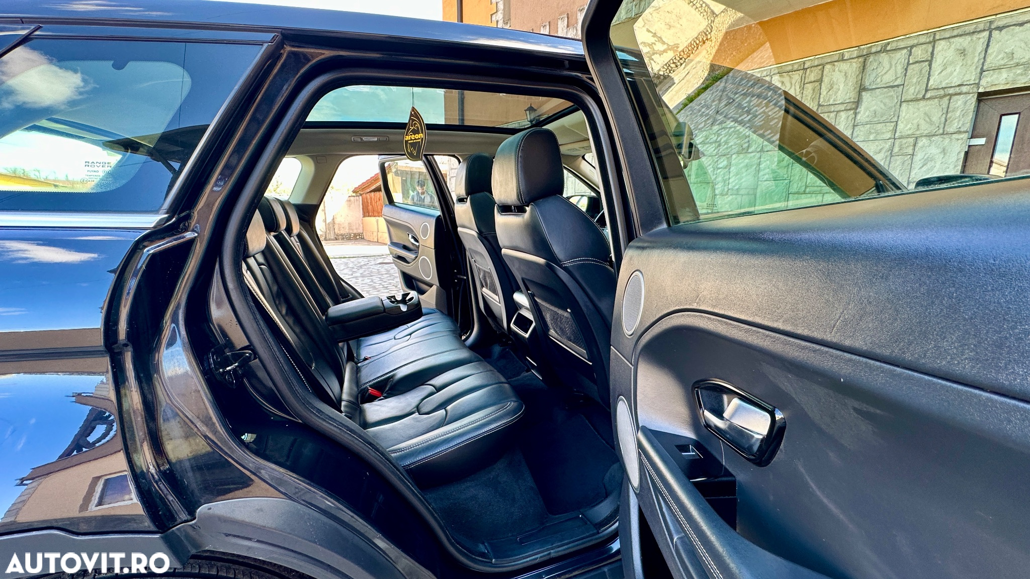 Land Rover Range Rover Evoque - 8