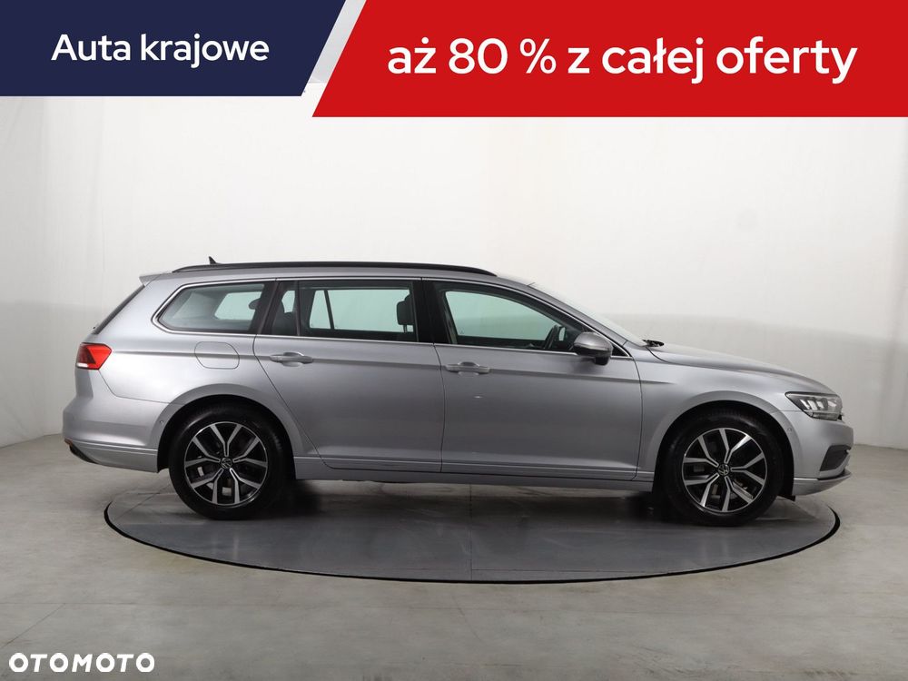 Volkswagen Passat Variant - 8