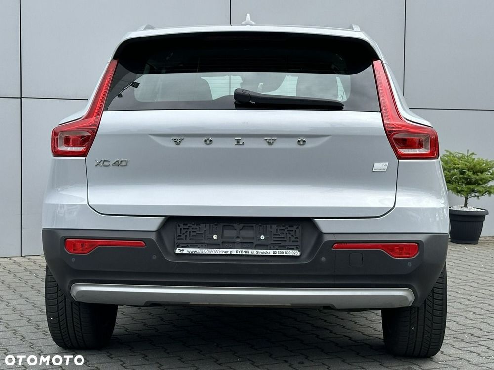 Volvo XC 40 T4 Recharge DKG Inscription Expression - 13