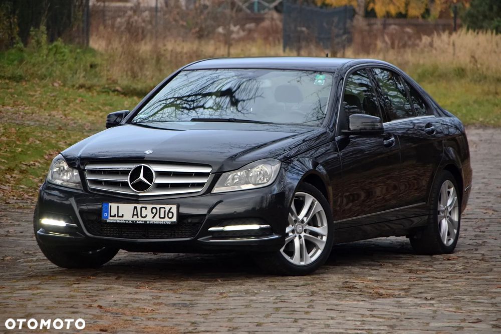 Mercedes-Benz Klasa C 180 Kompressor BlueEFFICIENCY Avantgarde - 1