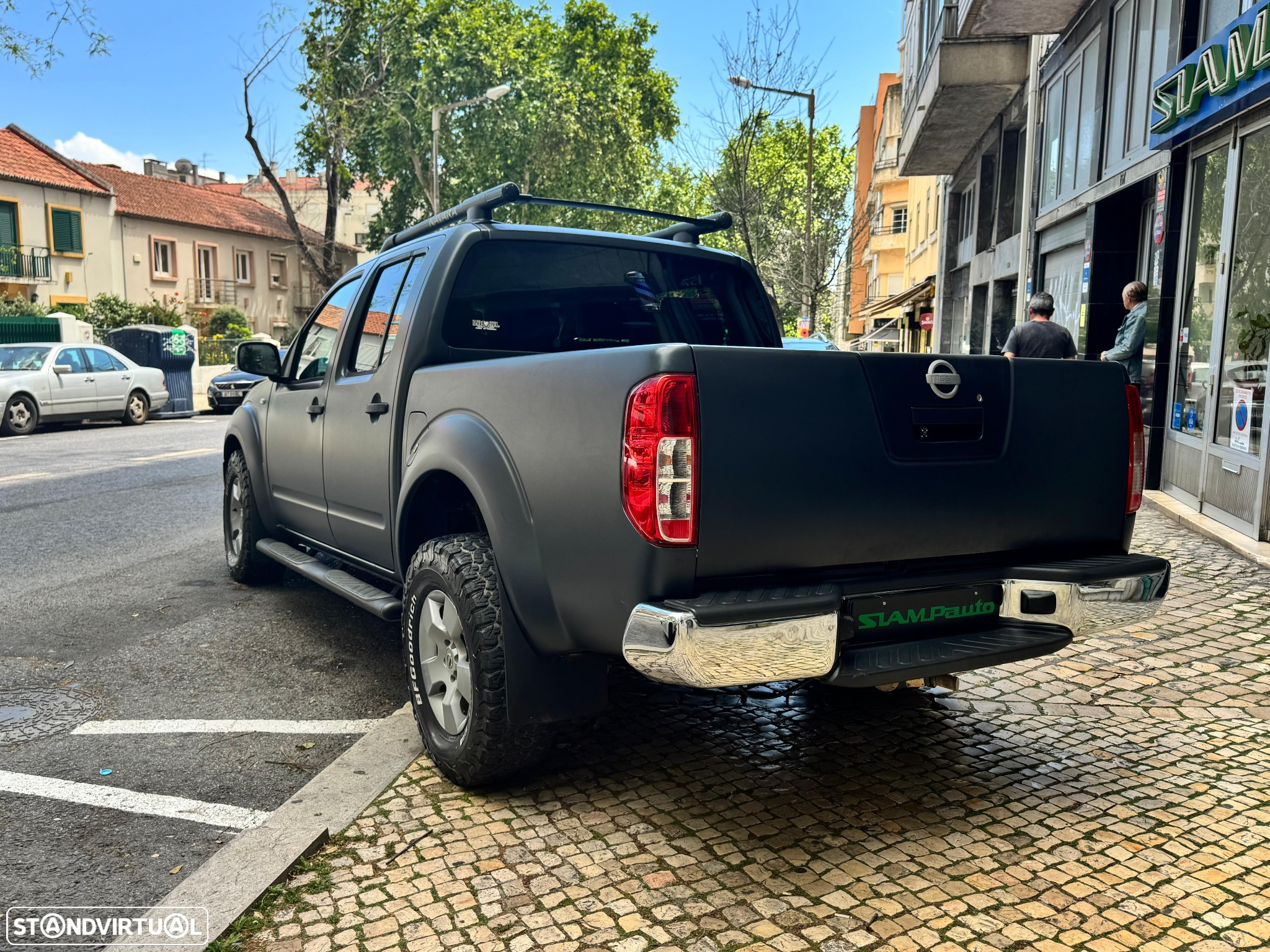 Nissan Navara 2.5 dCi CD Pilot Hi-Tech - 4