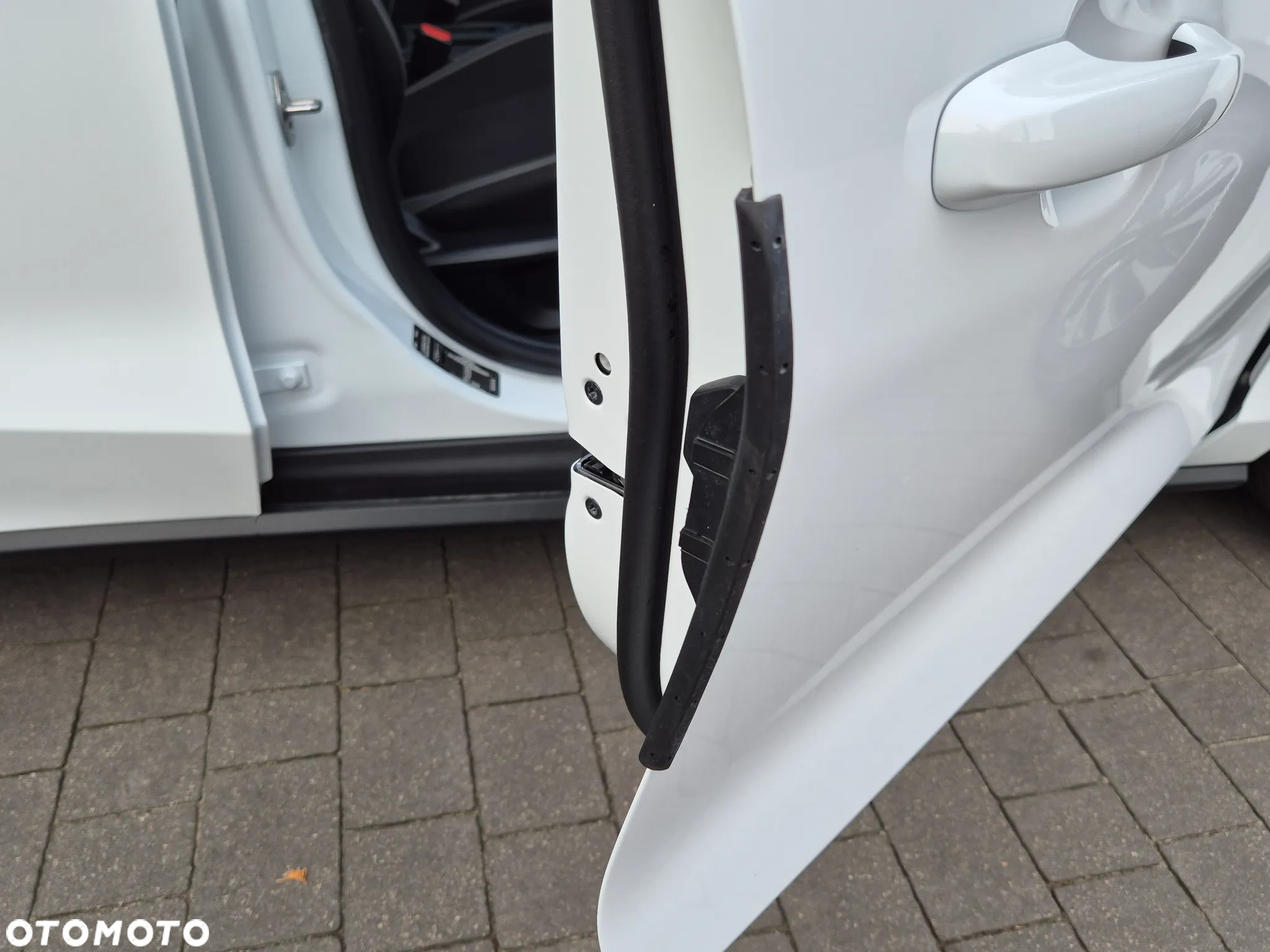 Ford Focus 1.0 EcoBoost mHEV Titanium - 34