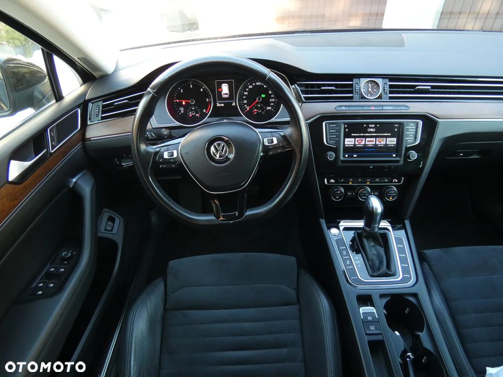 Volkswagen Passat 2.0 TDI BMT Highline DSG7 - 36