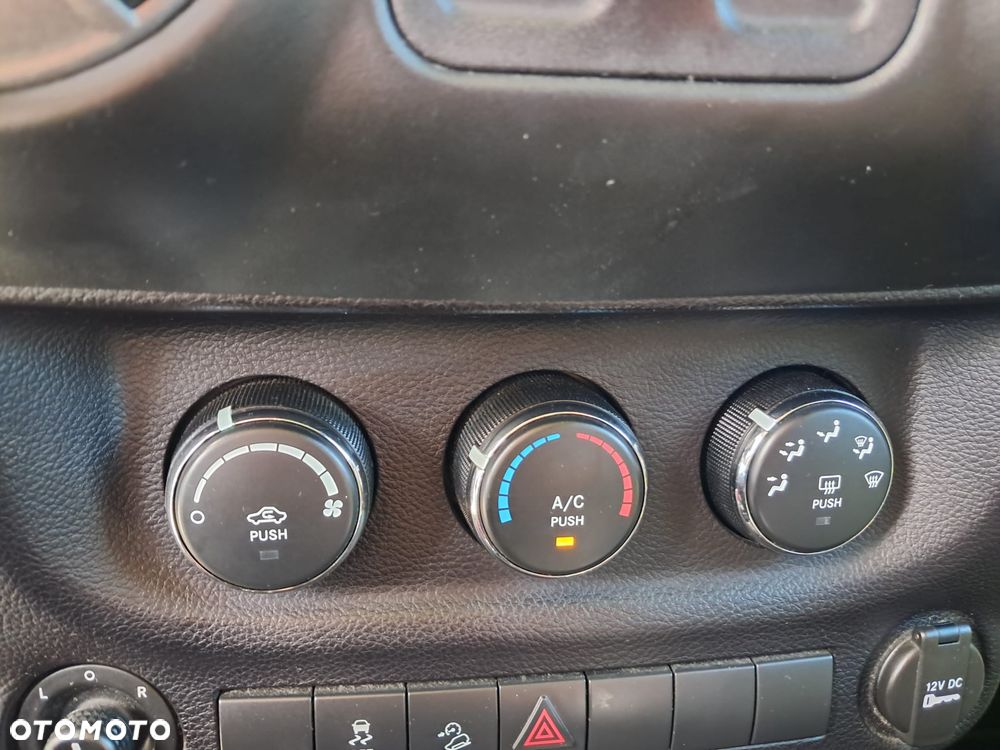 Jeep Wrangler 3.6 Sahara - 22