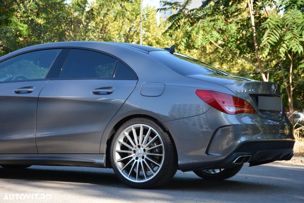 Mercedes-Benz CLA 45 AMG 4MATIC 7G-DCT - 5
