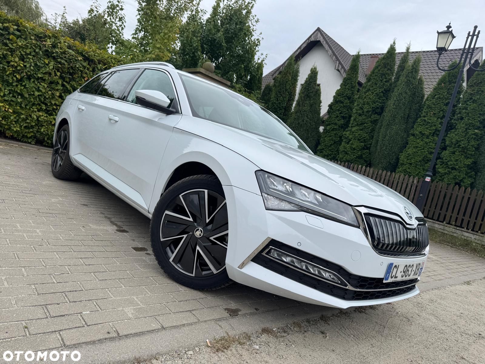 Skoda Superb 1.4 TSI Plug-In Hybrid Sportline DSG - 1