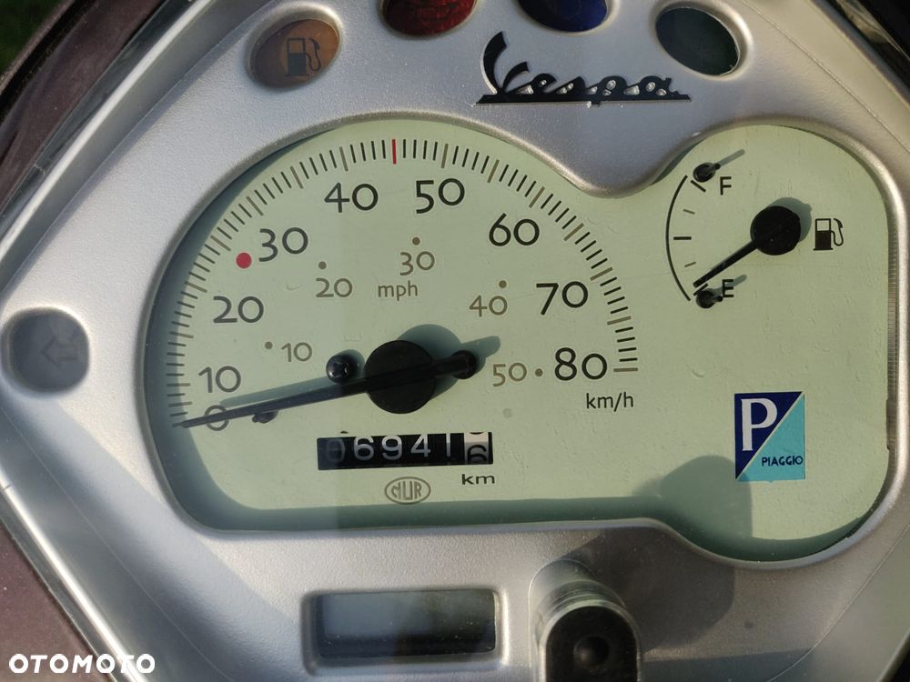 Piaggio Vespa - 7