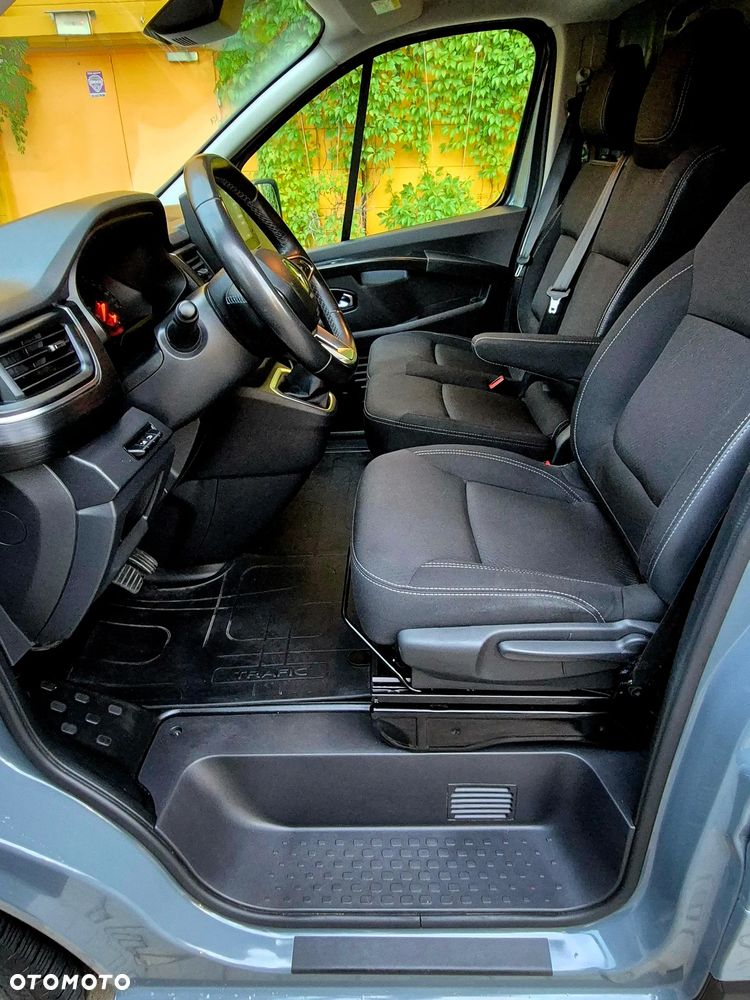 Renault Trafic - 19