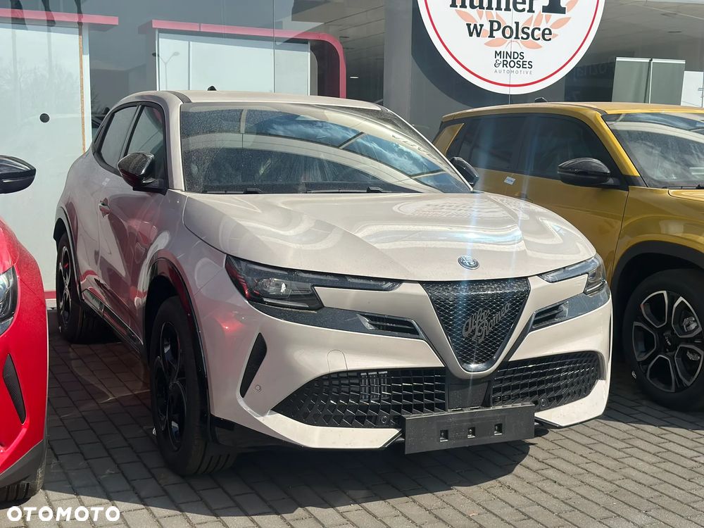 Alfa Romeo Junior 1.2 mHEV Ti eDCT - 2
