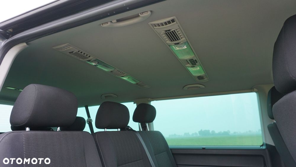 Volkswagen Caravelle 2.0 TDI L2 Highline - 26