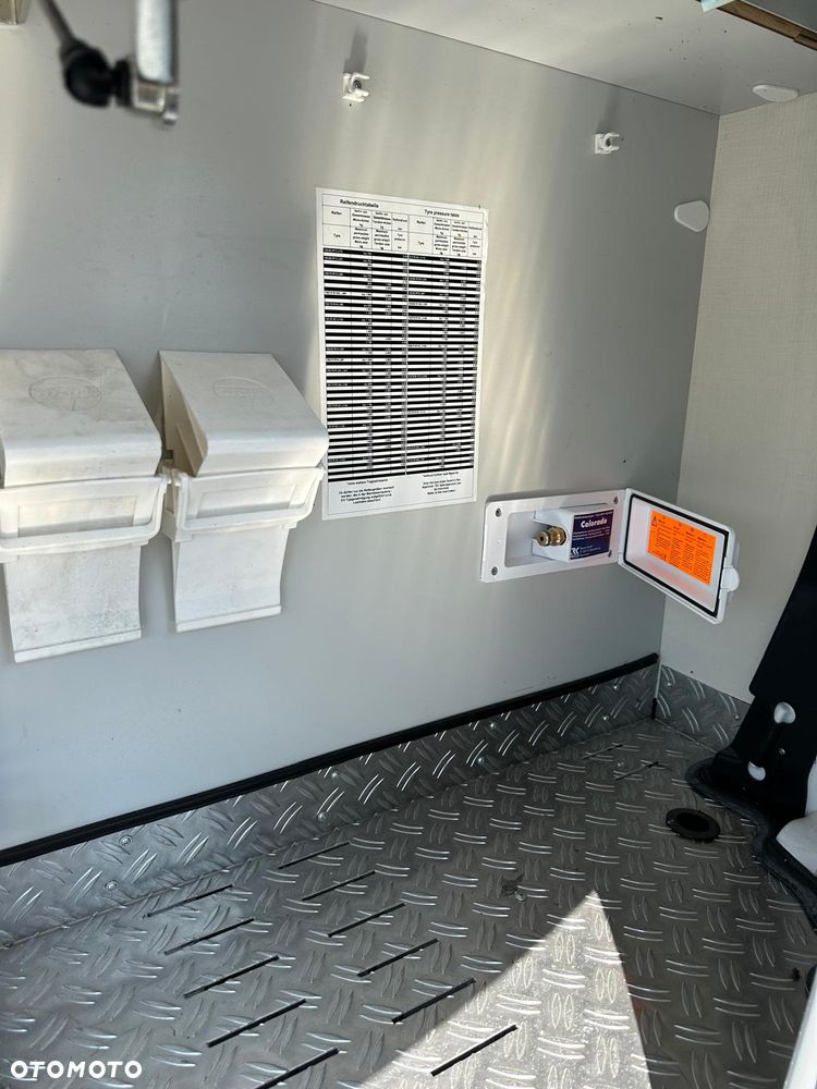 LMC LORD Plaisir VIP 480 - 29