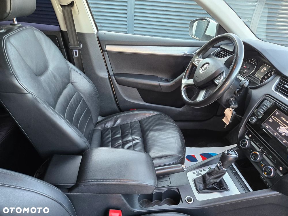 Skoda Octavia 1.6 TDI Ambition DSG - 10