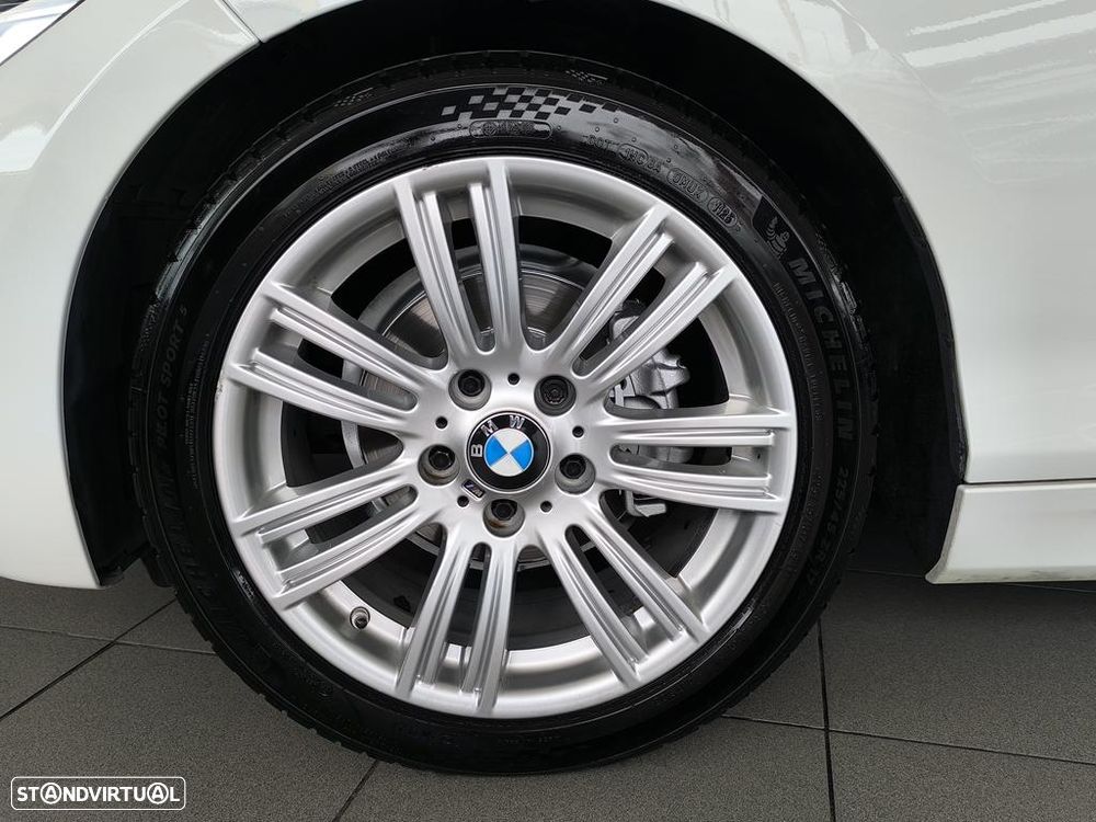BMW 116 d Pack M - 43