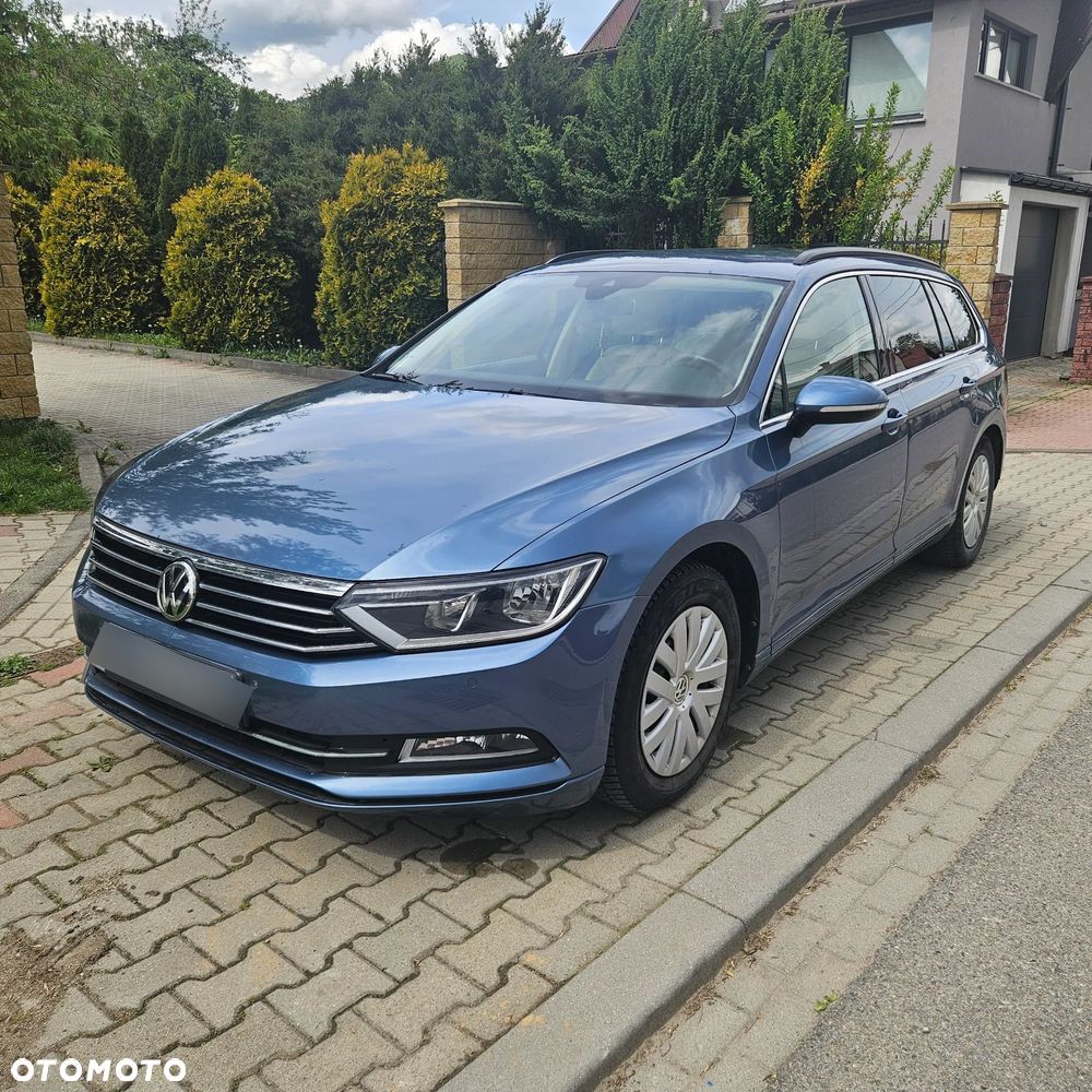 Volkswagen Passat 1.6 TDI BMT Comfortline - 1