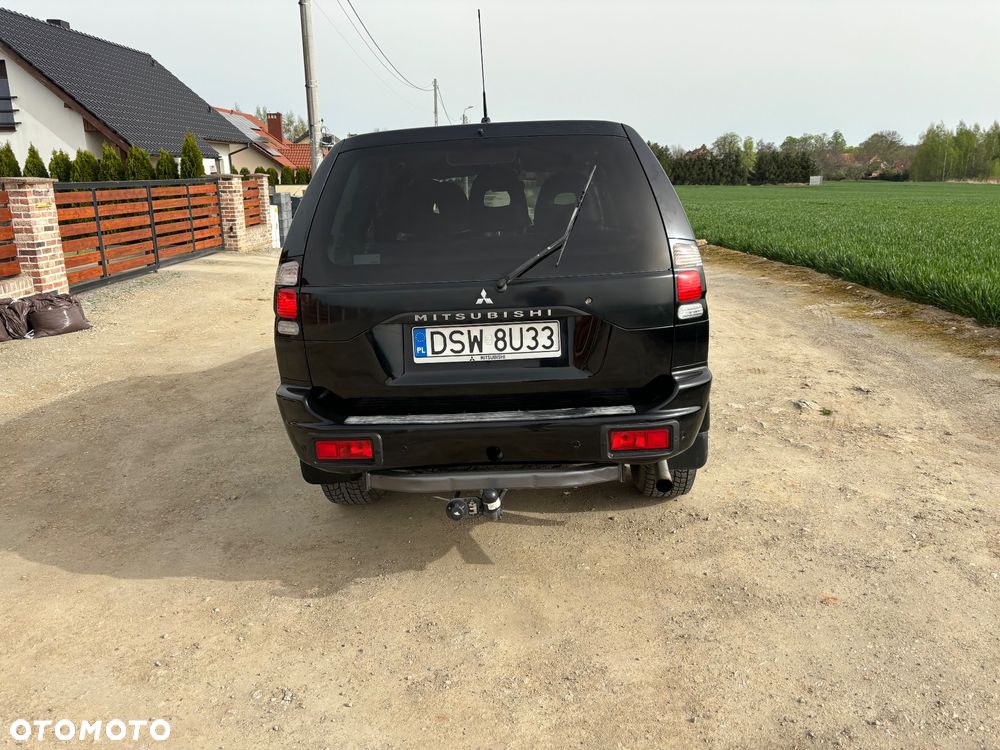 Mitsubishi Pajero Sport 2.5 TD Intense Dakar - 6