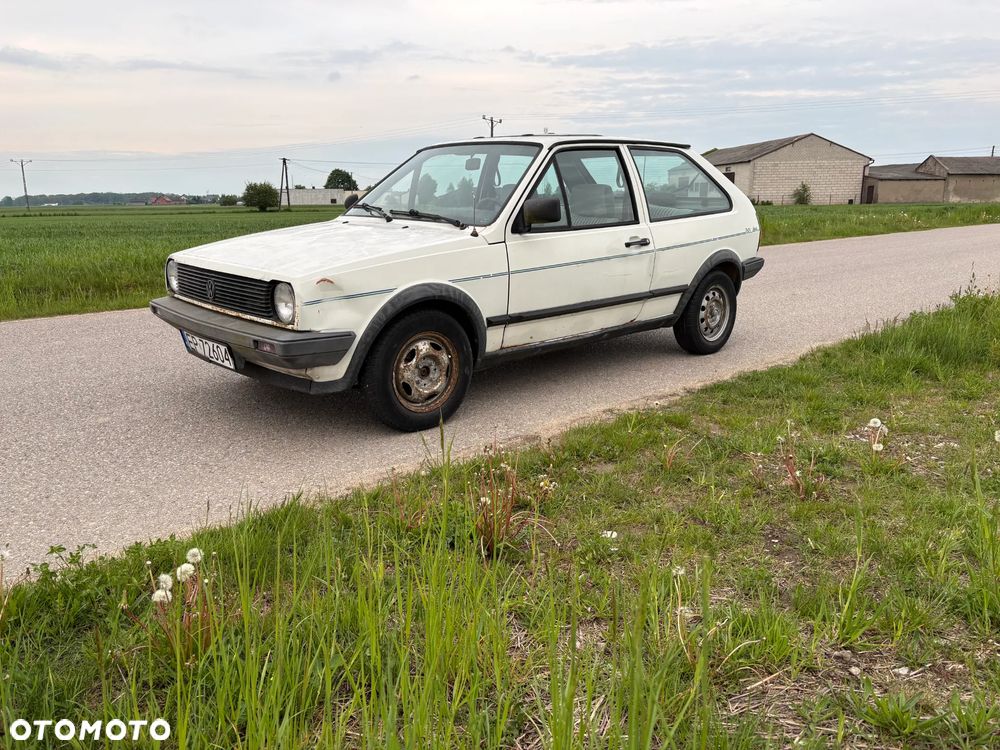 Volkswagen Polo - 2