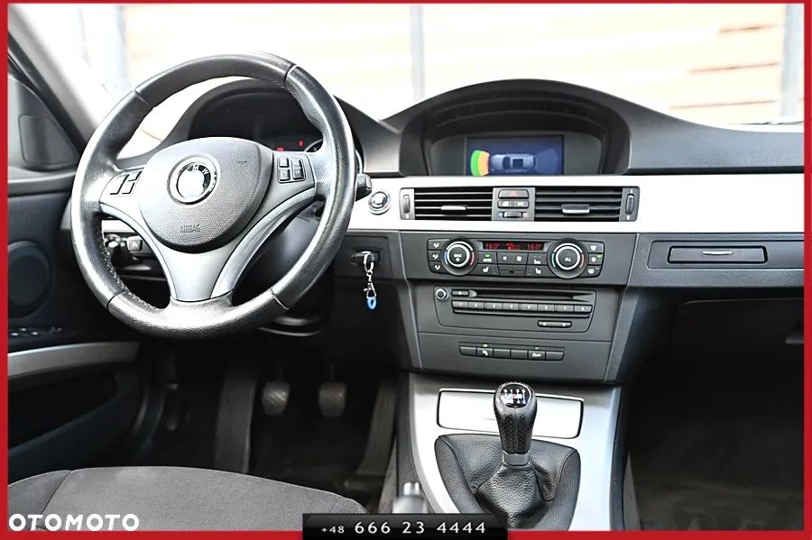 BMW Seria 3 320d DPF Efficient Dynamics Edition Edition Exclusive - 19