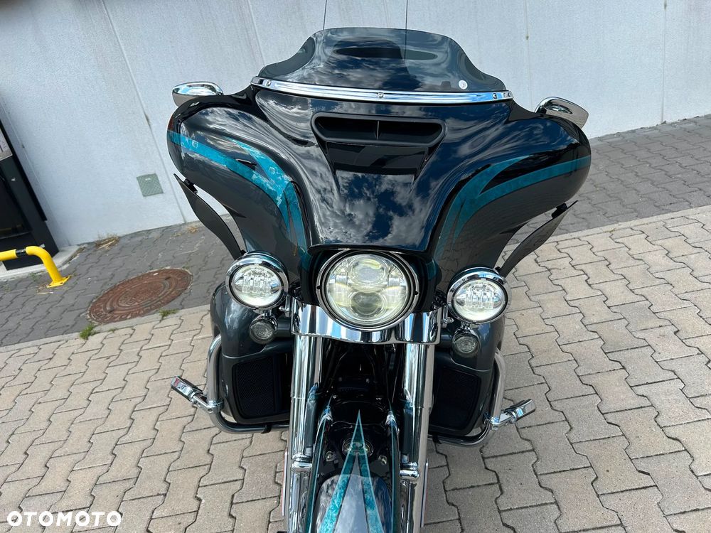 Harley-Davidson FLHTCU Ultra - 27